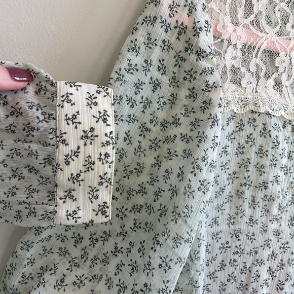 Free People Sheer Lace All The Glitters Floral Ombré Button Down - Picture 8 of 10